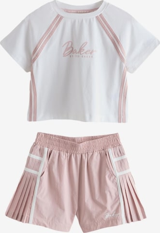 Baker by Ted Baker Setti värissä vaaleanpunainen: etupuoli