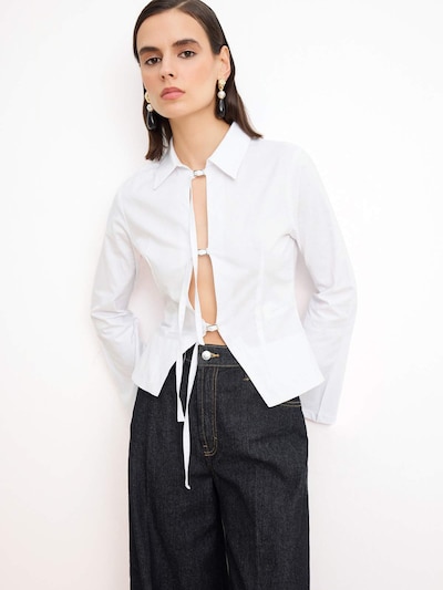 Trendyol Blusa en XS en blanco, Vista del producto