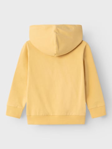 Sweat NAME IT en jaune