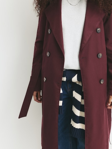 Pull&Bear Between-seasons coat in Red