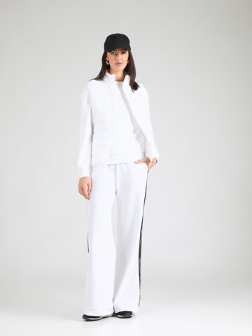 EA7 Emporio Armani Sweatshirt in Weiß