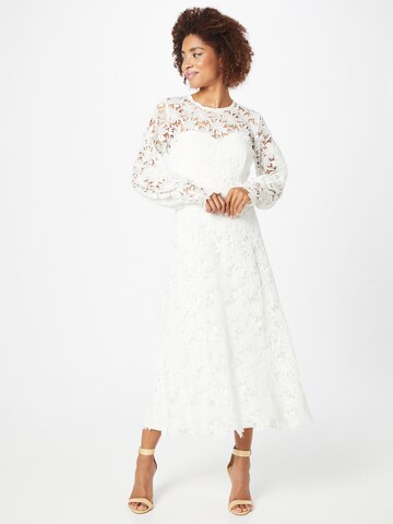 Robe de soirée IVY OAK en blanc