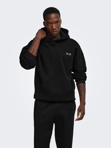 Sweat-shirt 'ONSastoria' Only & Sons en noir : devant