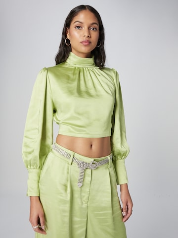 ABOUT YOU x Emili Sindlev Blouse 'Brittany' in Groen: voorkant