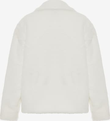 ALARY Between-Season Jacket in White