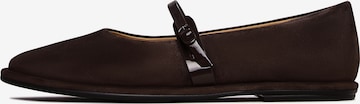 Ballerines CESARE GASPARI en marron : devant