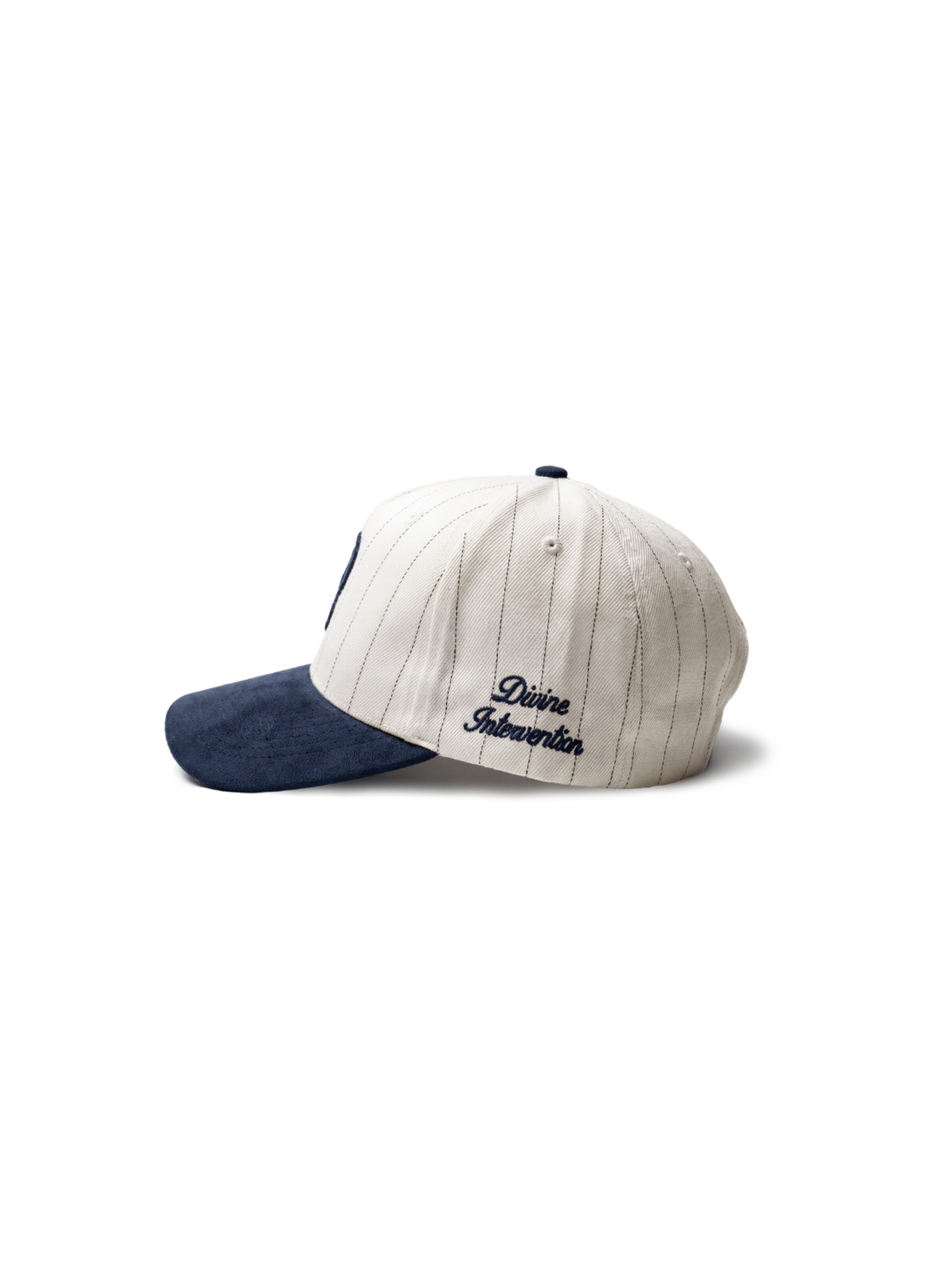 Divention Cap 'Divine Cap' in White