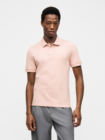 T-Shirt 'Passenger' BOSS en rose : devant