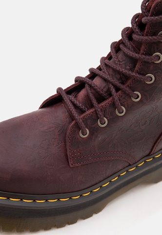 Dr. Martens - Botim com fivela 'Jadon' em vermelho