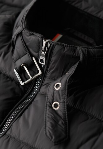 Gilet Superdry en noir