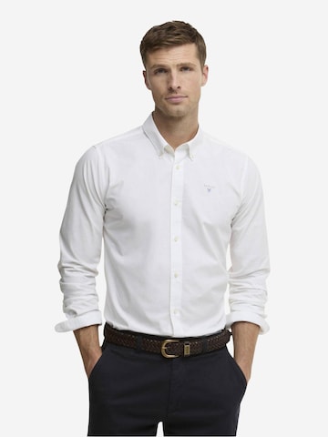 Regular fit Camicia 'TREEPORT POPLIN MSH5753' di Barbour in bianco: frontale
