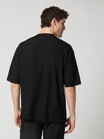 TRAPP - Camiseta 'Martin' en negro