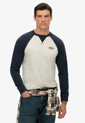 Superdry & Co Shirt 'Vintage Athletic' in Grijs: voorkant