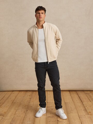 Veste mi-saison 'Dario' DAN FOX APPAREL en beige