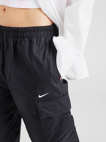 Nike Sportswear Loose fit Cargo trousers 'Essential' in Black