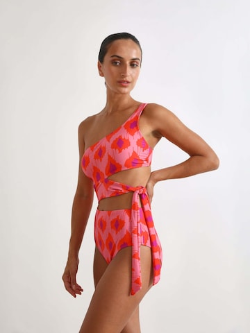 Scalpers Swimsuit in Pink