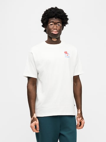 new balance Μπλουζάκι σε λευκό