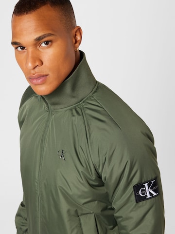 Calvin Klein Jeans Kurtka przejściowa 'Harrington' w kolorze zielony
