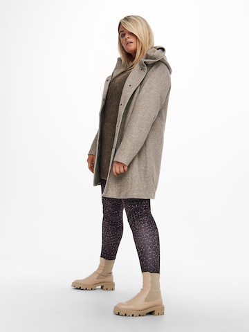 Manteau mi-saison 'Sedona' ONLY Carmakoma en beige