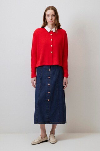 Touche Prive Strickjacke in Rot: Vorderseite