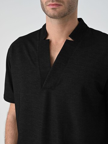 Antioch Comfort fit Button Up Shirt in Black