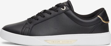 TOMMY HILFIGER Låg sneaker 'Chic' i svart: framsida