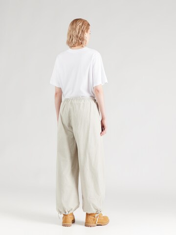 WEEKDAY Loose fit Pants in Grey