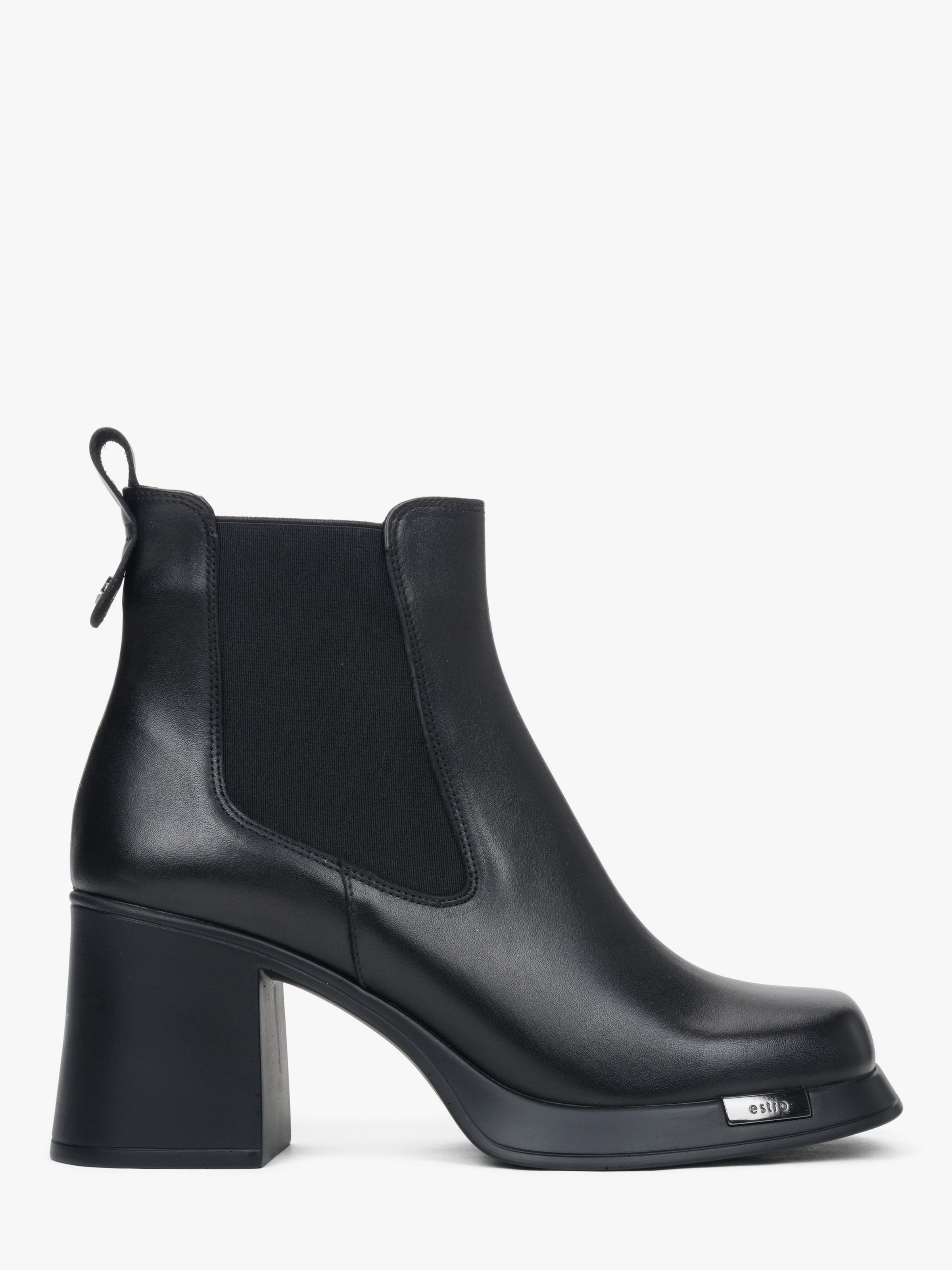 Bottines '22-1758' Estro en noir : devant