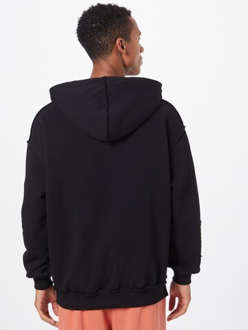 ABOUT YOU Limited Hoodie 'Leo' by Jannik Stutzenberger' (GOTS) in Schwarz