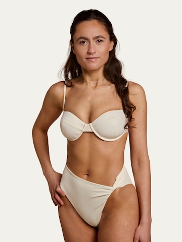 Billie Swim Balconette Bikinitop 'Bari' in Beige