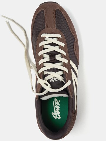 Pull&Bear Sneaker in Braun