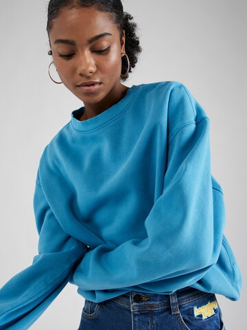 WEEKDAY Sweatshirt 'Essence Standard' in Blau