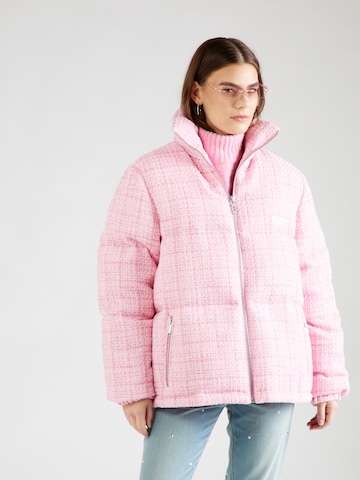 GCDS Χειμερινό μπουφάν σε ροζ: μπροστά