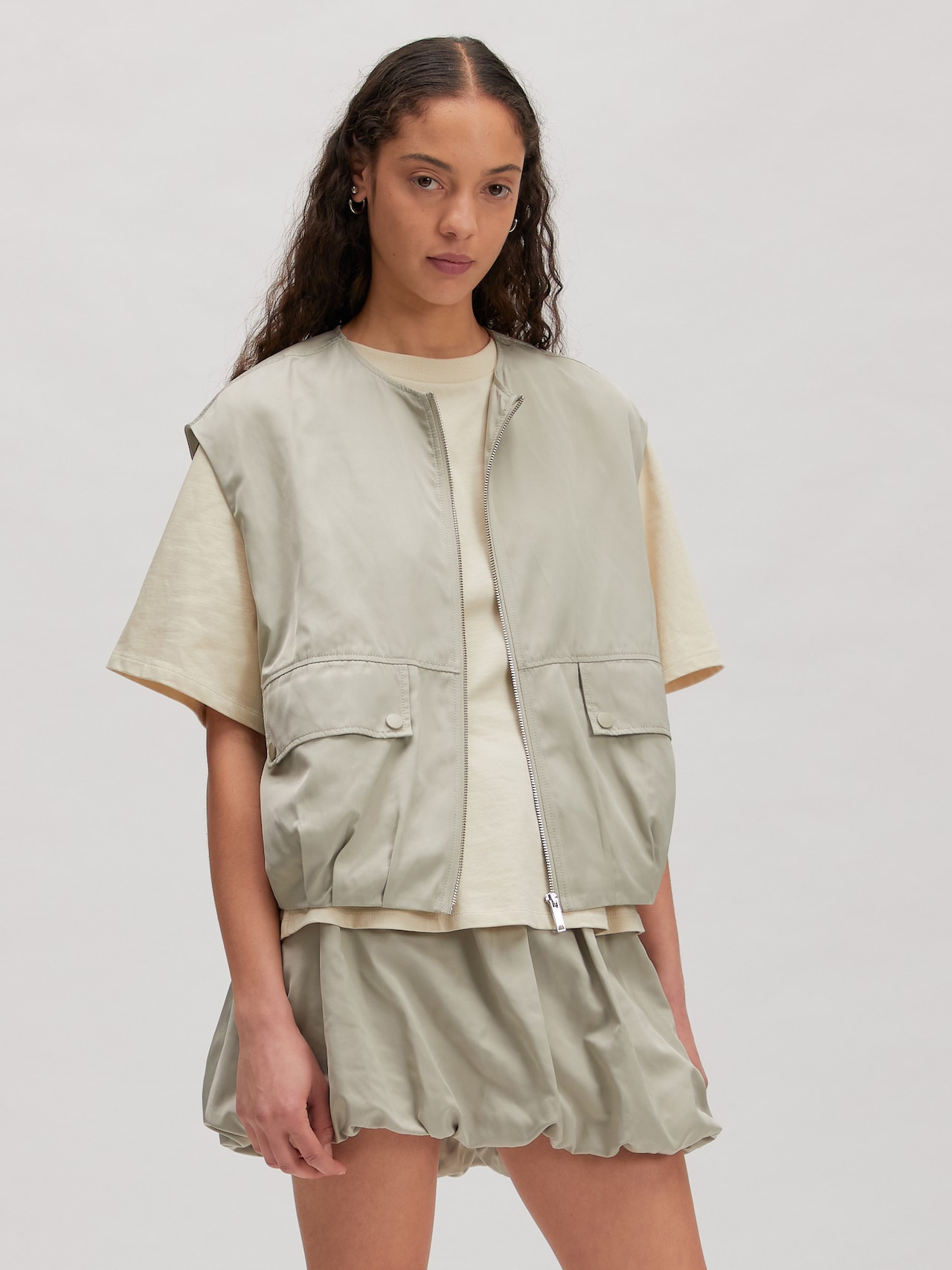 EDITED Producten Bodywarmer 'Veronica' Beige