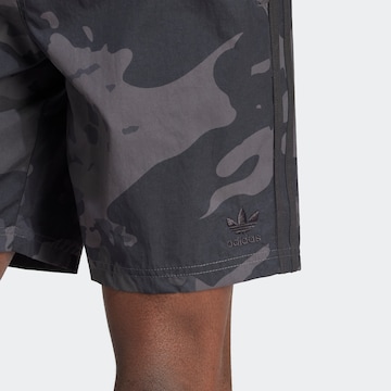 ADIDAS ORIGINALS Kratke kopalne hlače | siva barva