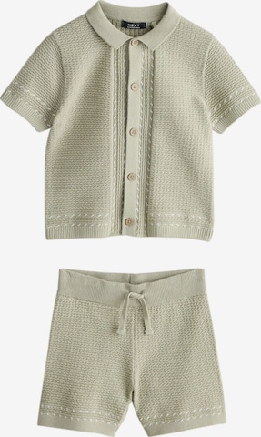 Next Setti värissä vihreä: etupuoli