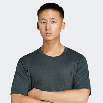 ADIDAS PERFORMANCE Slimfit Funktionsshirt 'Train Essentials Feelready Novelty' in Blau