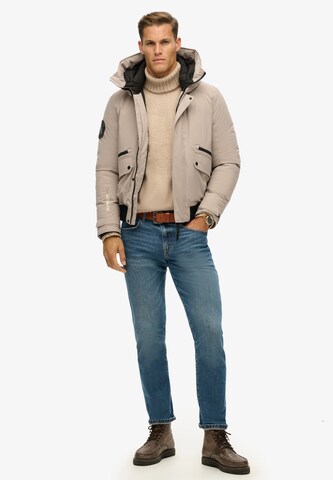 Superdry Tussenjas in Beige