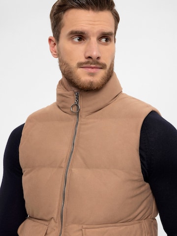 Antioch Bodywarmer in Beige