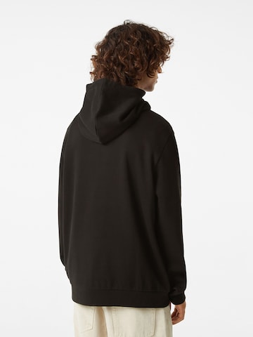 Sweat-shirt Bershka en noir