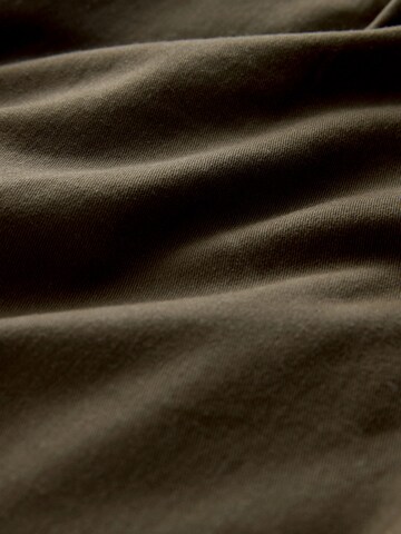 Next Обычный Брюки со складками в Зеленый