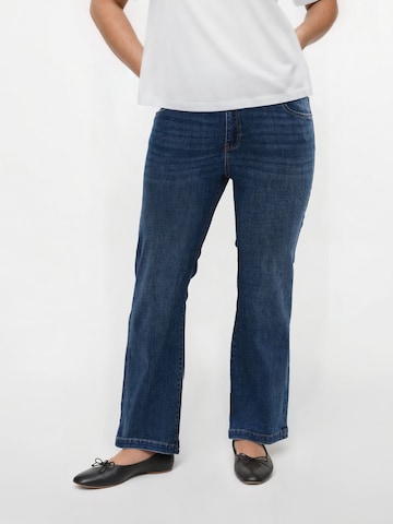 Vero Moda Curve - Acampanado Vaquero 'TANNA' en azul: frente