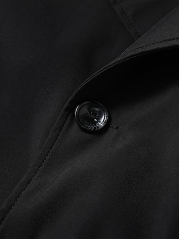 Youthup Winter Coat in Black