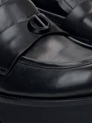 Estro Slip-in '29033-35-602' i svart