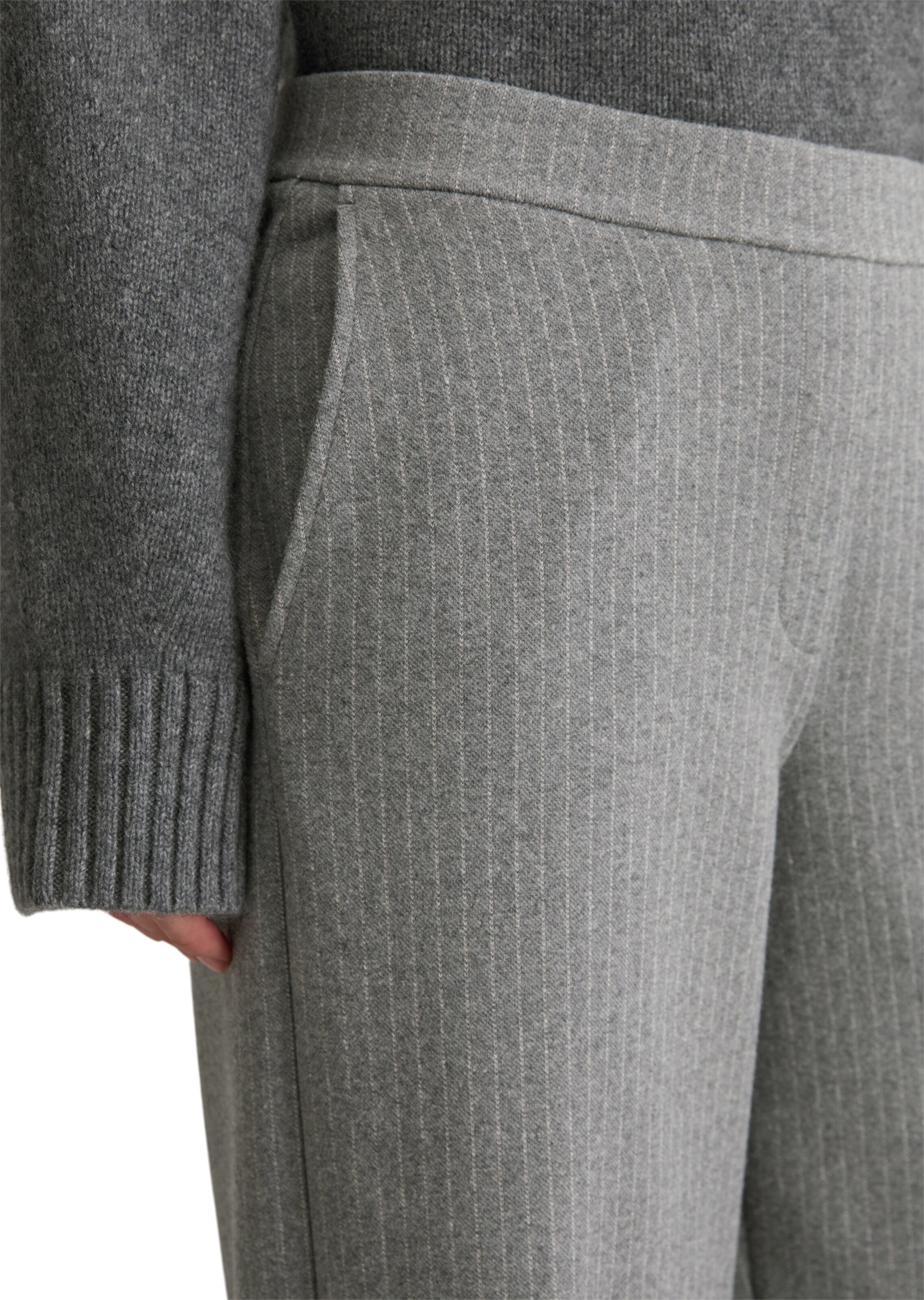 Marc O'Polo Loosefit Hose in Grau