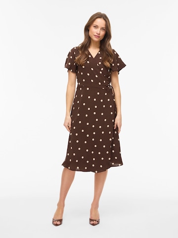 Robe 'VILovie' VILA en marron : devant