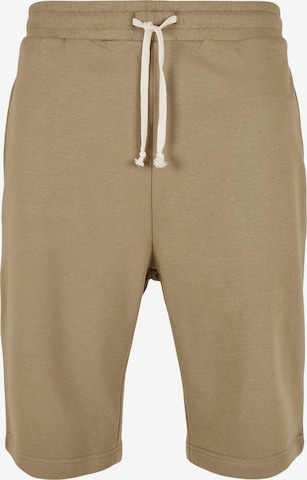 Urban Classics Shorts in Grün: Vorderseite