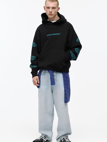 Pull&BearSweater majica 'STWD' - crna boja