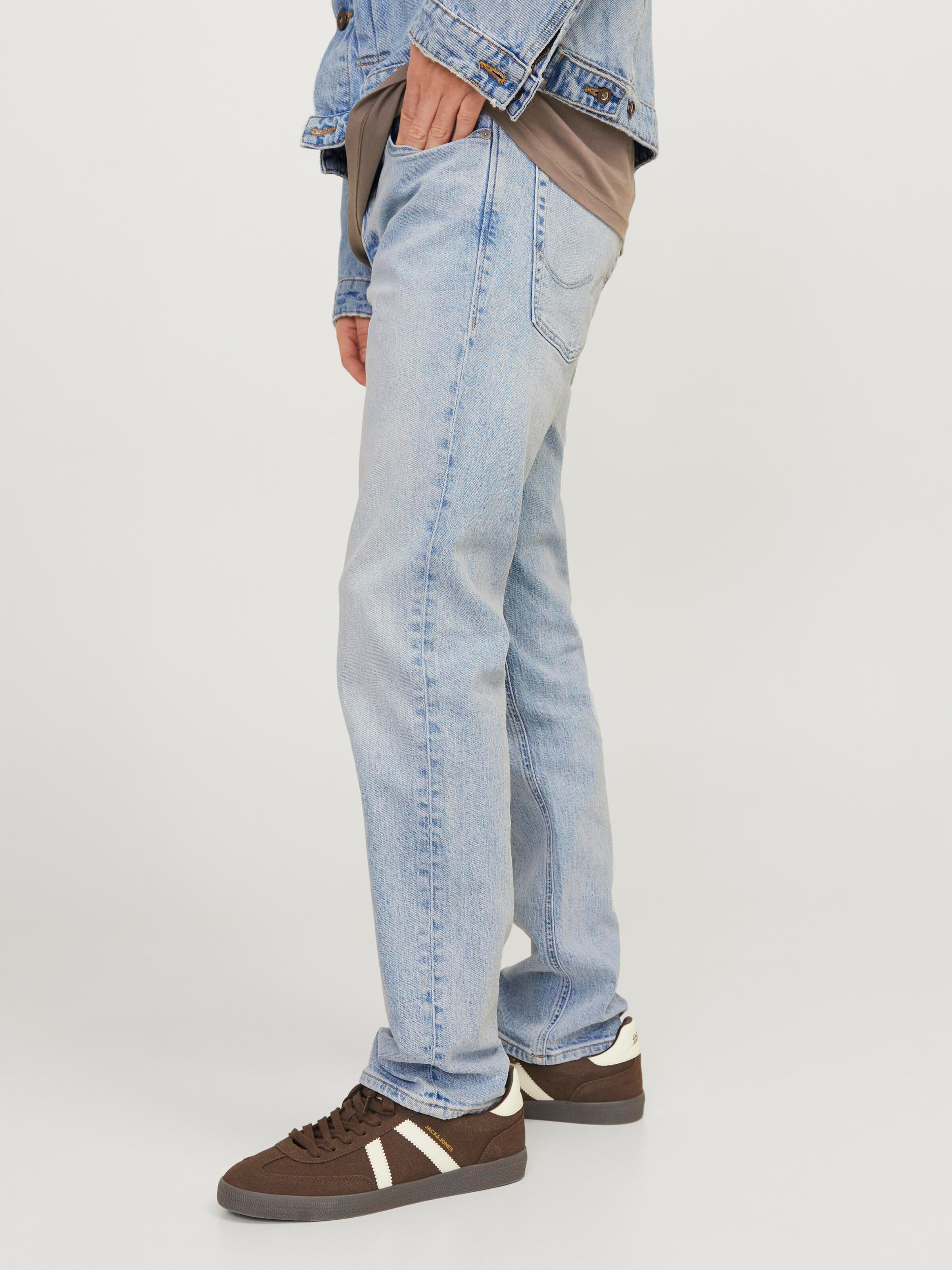 Jack and jones deals straight leg jeans