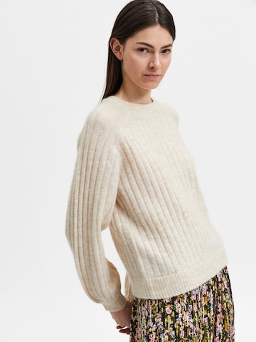 SELECTED FEMME Sweater 'Mola' in Beige